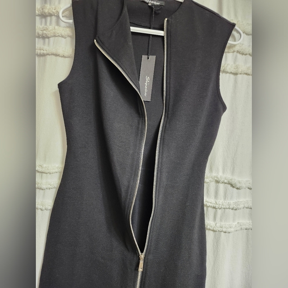 Bnwt, Elegant Black Off Centered Zip-Front Dress. - Picture 8 of 10
